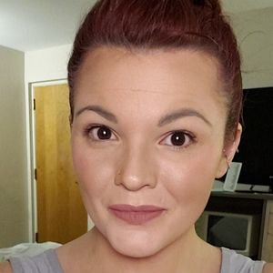 Meet your Posher, Leanna